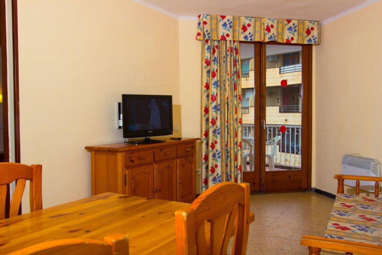 Apartamentos Bahia Dorada Y Iris Salou Bagian luar foto
